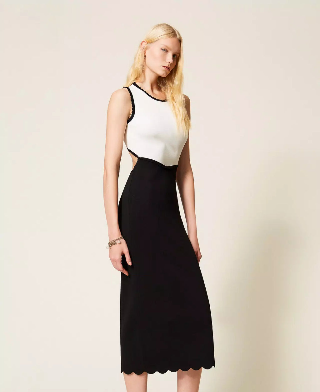 Vestido comprido de malha bicolor
