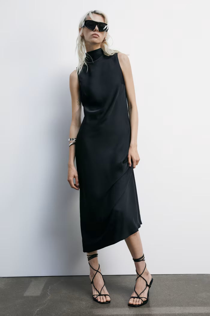 Vestido midi de cetim fluido