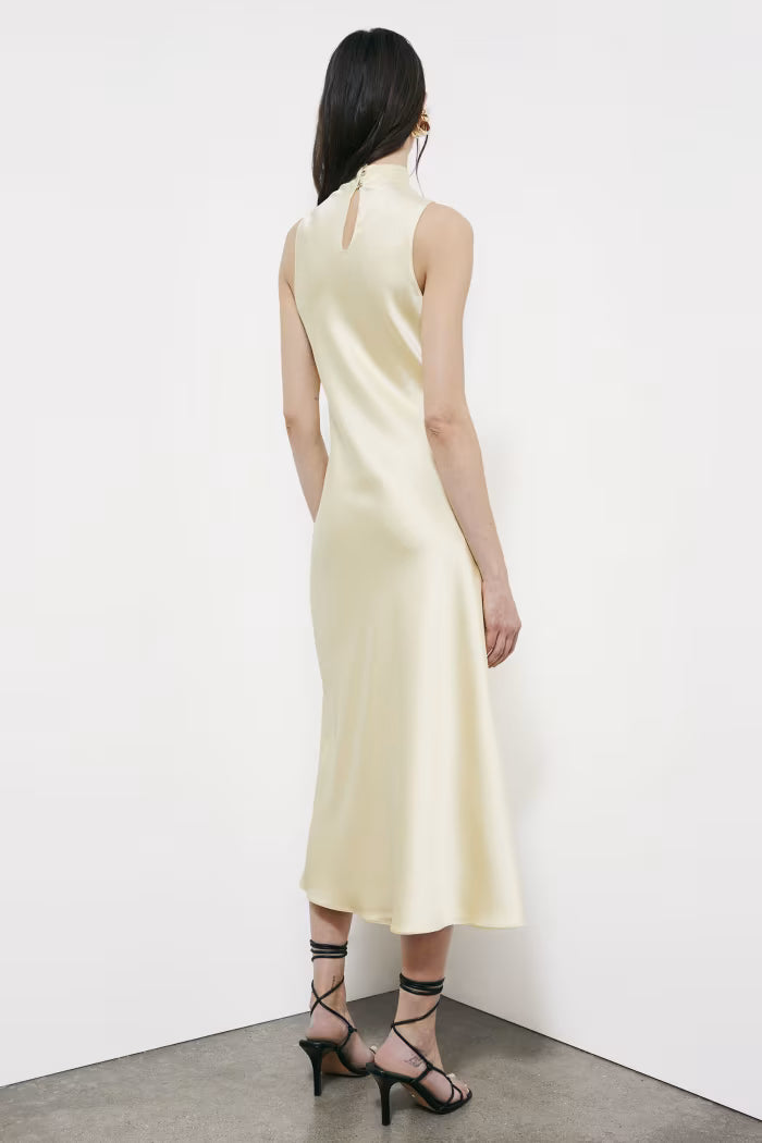 Vestido midi de cetim fluido