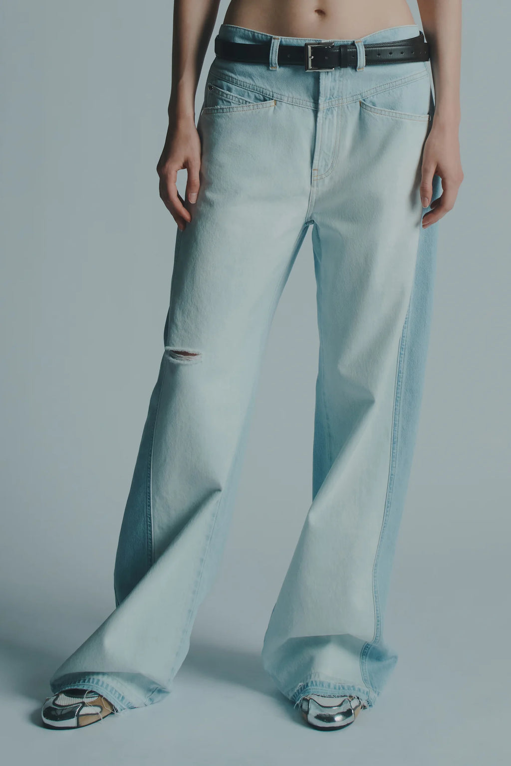 JEANS COM DUPLA LAVAGEM