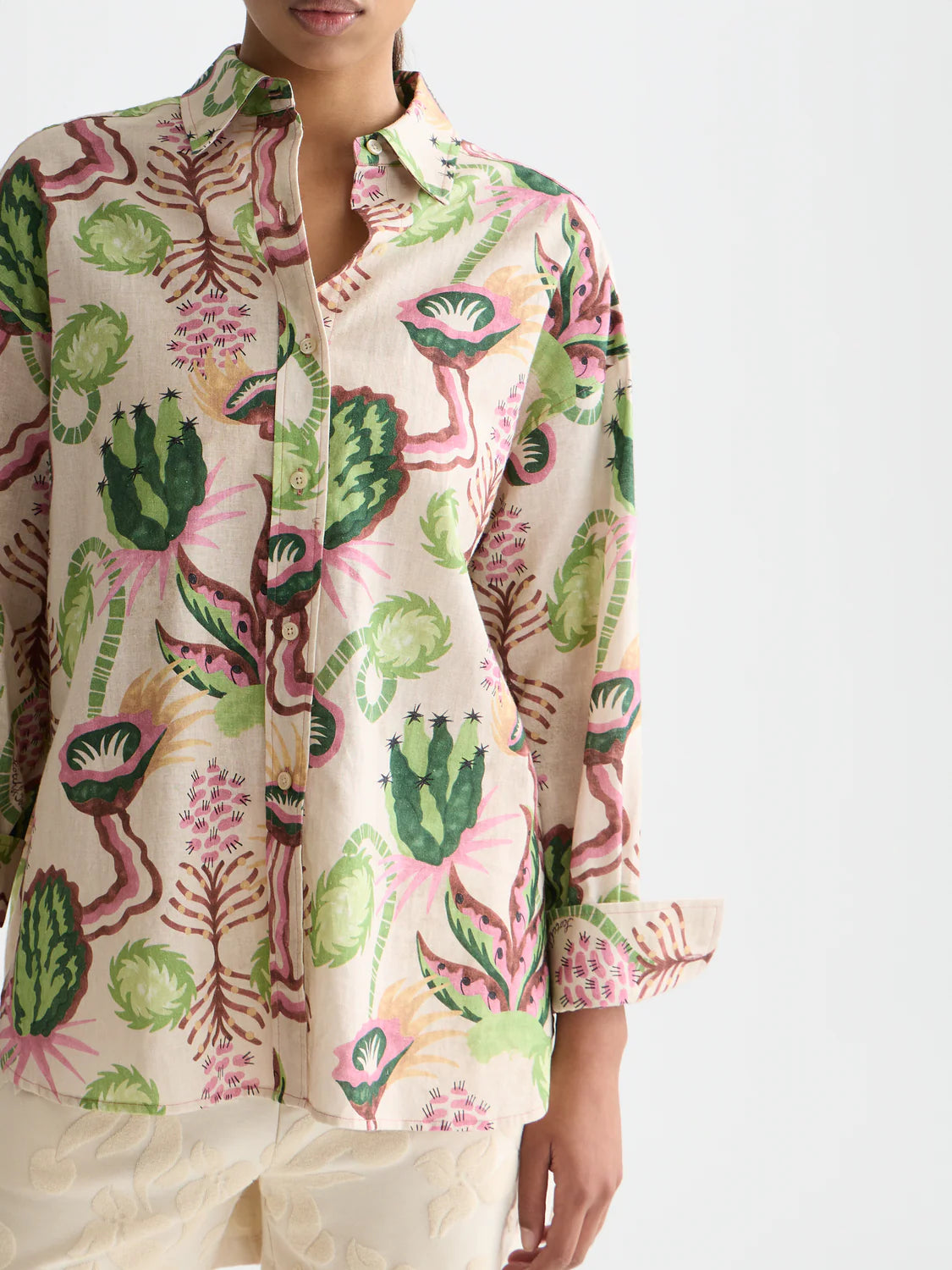 CAMISA EM MISTURA DE LINHO ESTAMPADA
