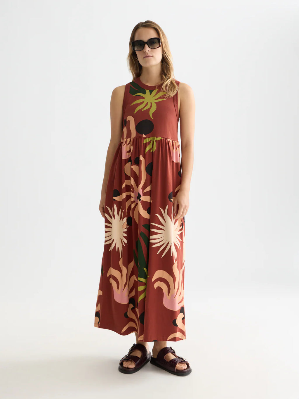 VESTIDO MIDI DE ALÇAS ESTAMPADO