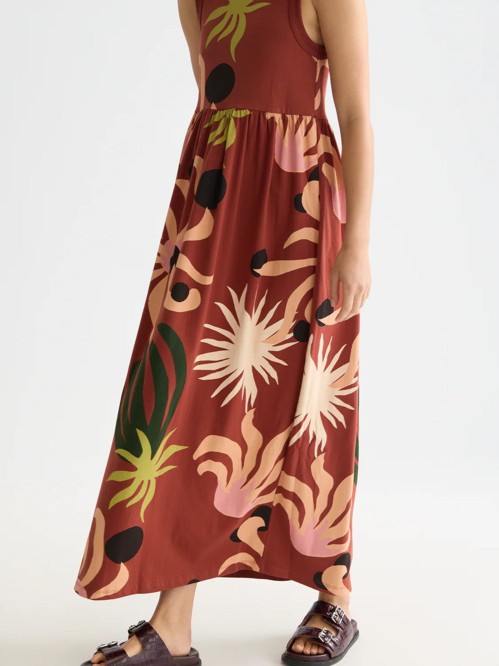 VESTIDO MIDI DE ALÇAS ESTAMPADO