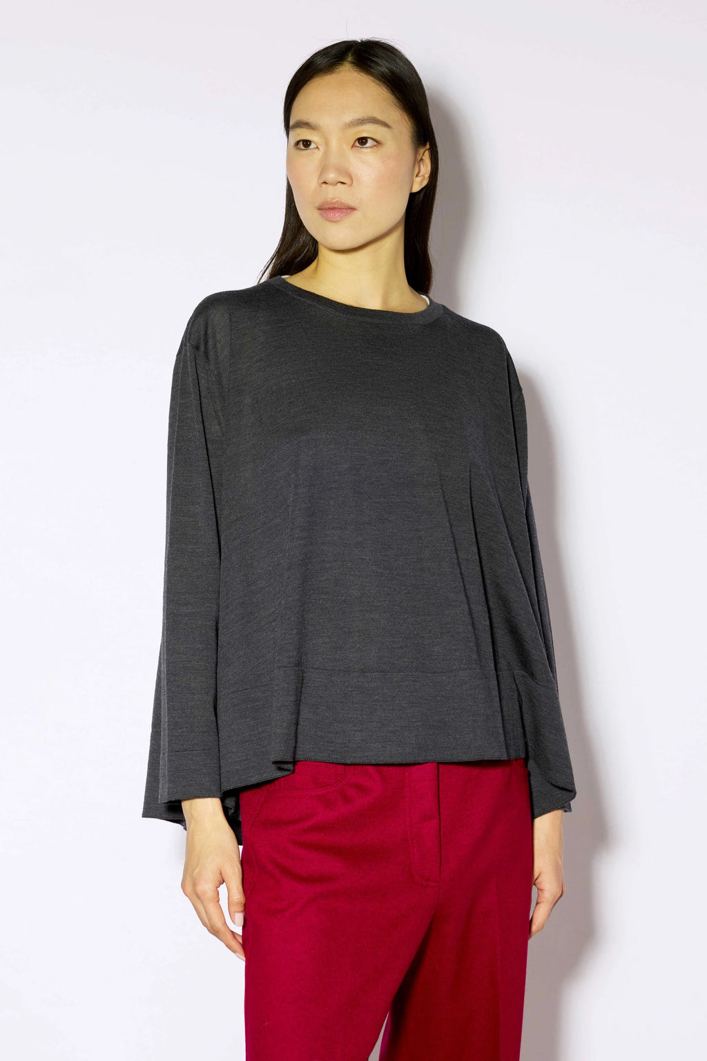NESTI SWEATER