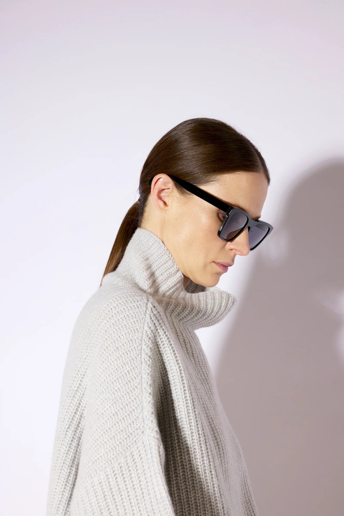 SAMIRA SWEATER